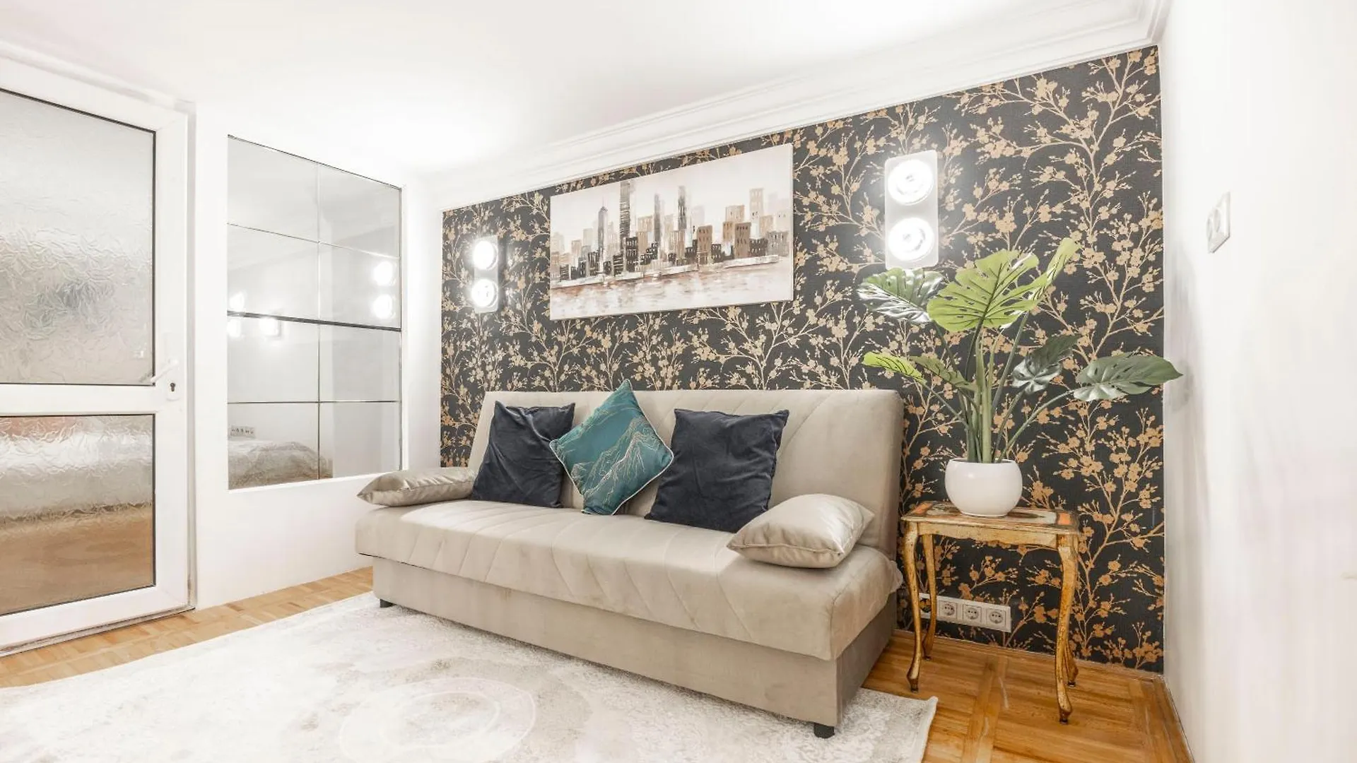 Apartment Classy Quentin Dream Home In The Heart Of Budapest