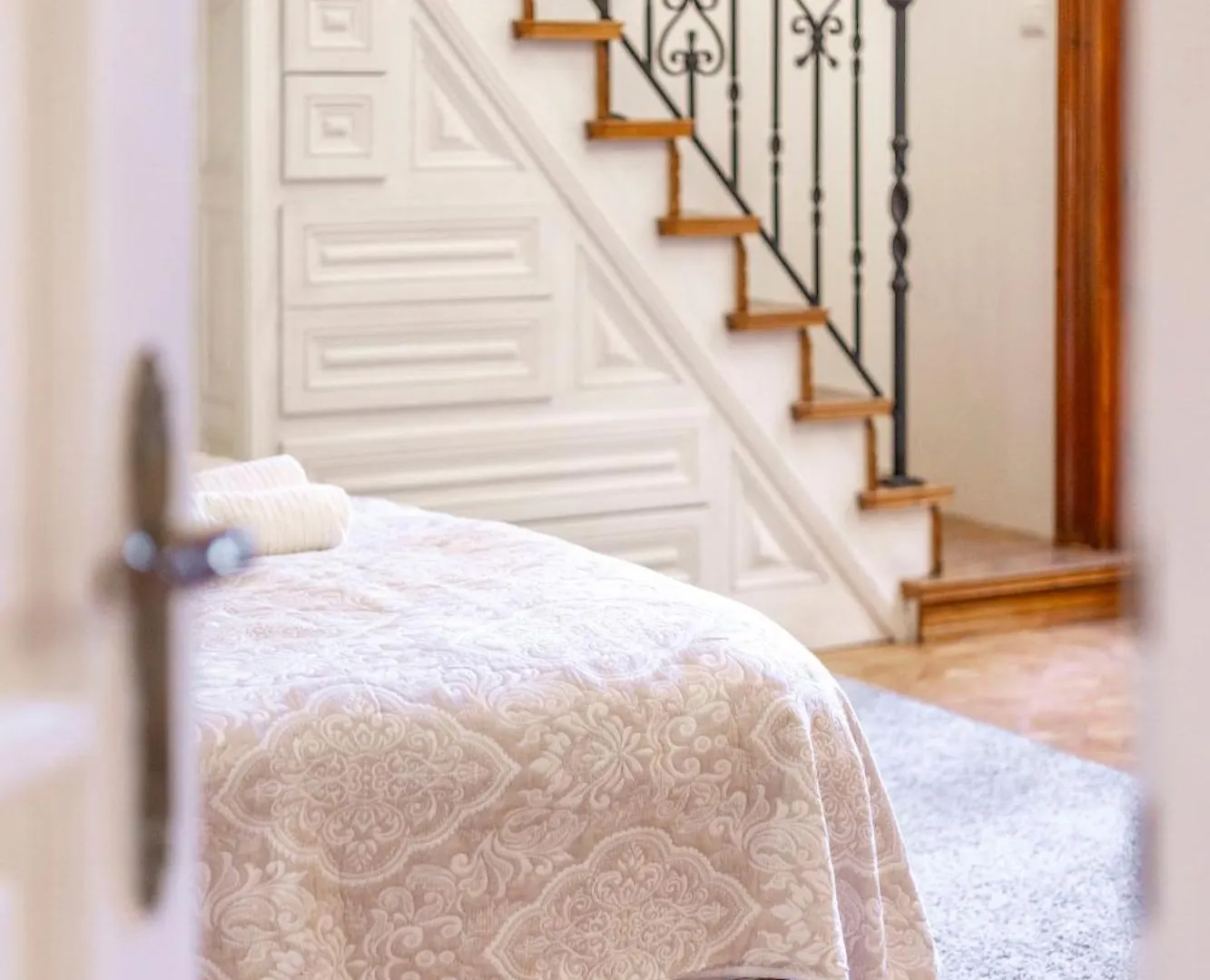 Classy Quentin Dream Home In The Heart Of Budapest 0*,  Ungarn